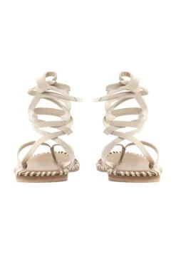 Faina Teensandalen - Cremefarben -Faina 435e4011bb23439e98777f1c477047ed