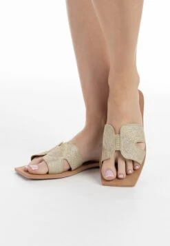 Faina Muiltjes - Gold