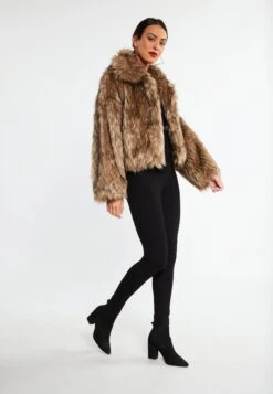 Faina -Faina 93d39831d3c94c8c86933f36354a877b