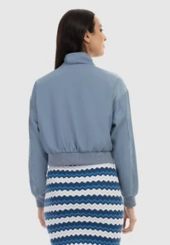 Faina Lichte Jas - Rauchblau -Faina 9e3a7fda26ec49aaac7254236b46012f