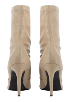 Faina Korte Laarzen - Beige -Faina e8c337b0276349e59ecda323b5c01485